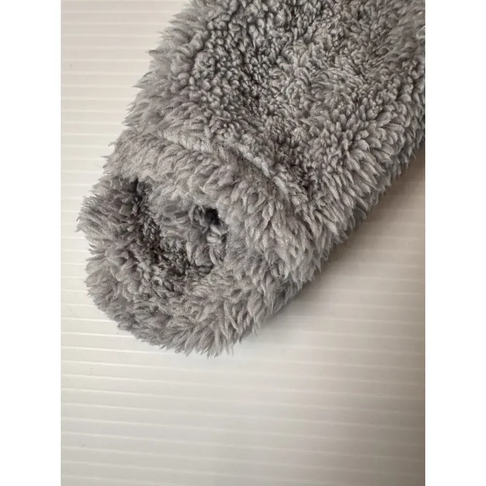 Outerstuff New England Patriots Baby 6-9M Game Nap Teddy Sherpa Fleece Bunting
